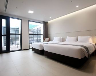 Hotel Skypark Daejeon 1 - Daejeon - Спальня