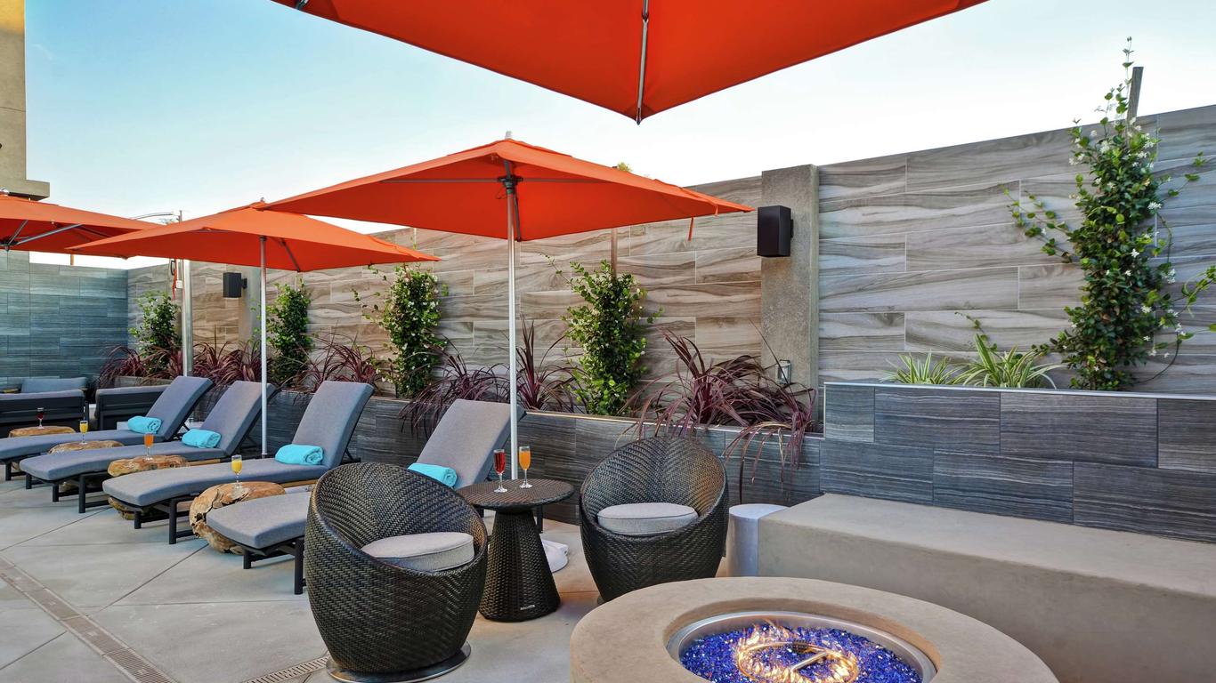 هامبتون إن أند سويتس لوس أنجلس بوربانك إيربورت