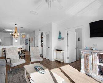 Emerald Waters 305 - Miramar Beach