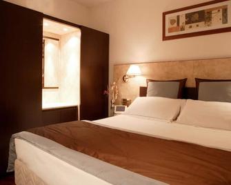 Air Hotel - Forlì - Bedroom