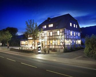 Landgasthof Reinert - Eslohe - Gebäude