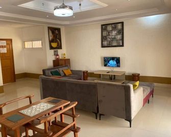 Residence Les Calanques - Dakar - Obývací pokoj