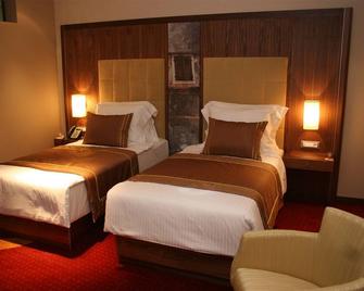 Hotel Dubrovnik - Zenica - Schlafzimmer