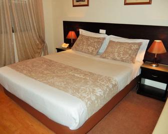 Hotel Aleluia - Fátima - Bedroom