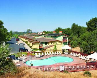 Get ready to enjoy the outdoors! - Angels Camp - Pool