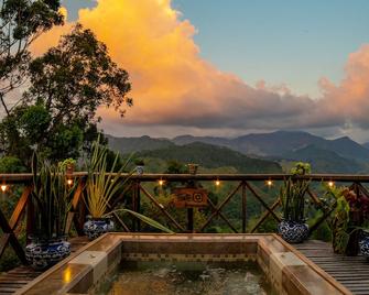 Hotel Kawa Mountain Retreat - Salento - Balcony