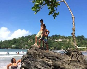 Dar es Salaam: Haven of Peace! at Rose's place - Chase Village