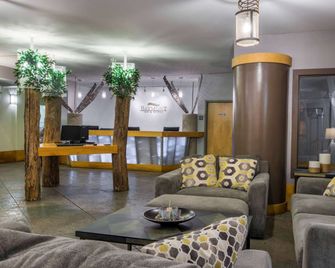 Baymont by Wyndham Noblesville - Noblesville - Lobby