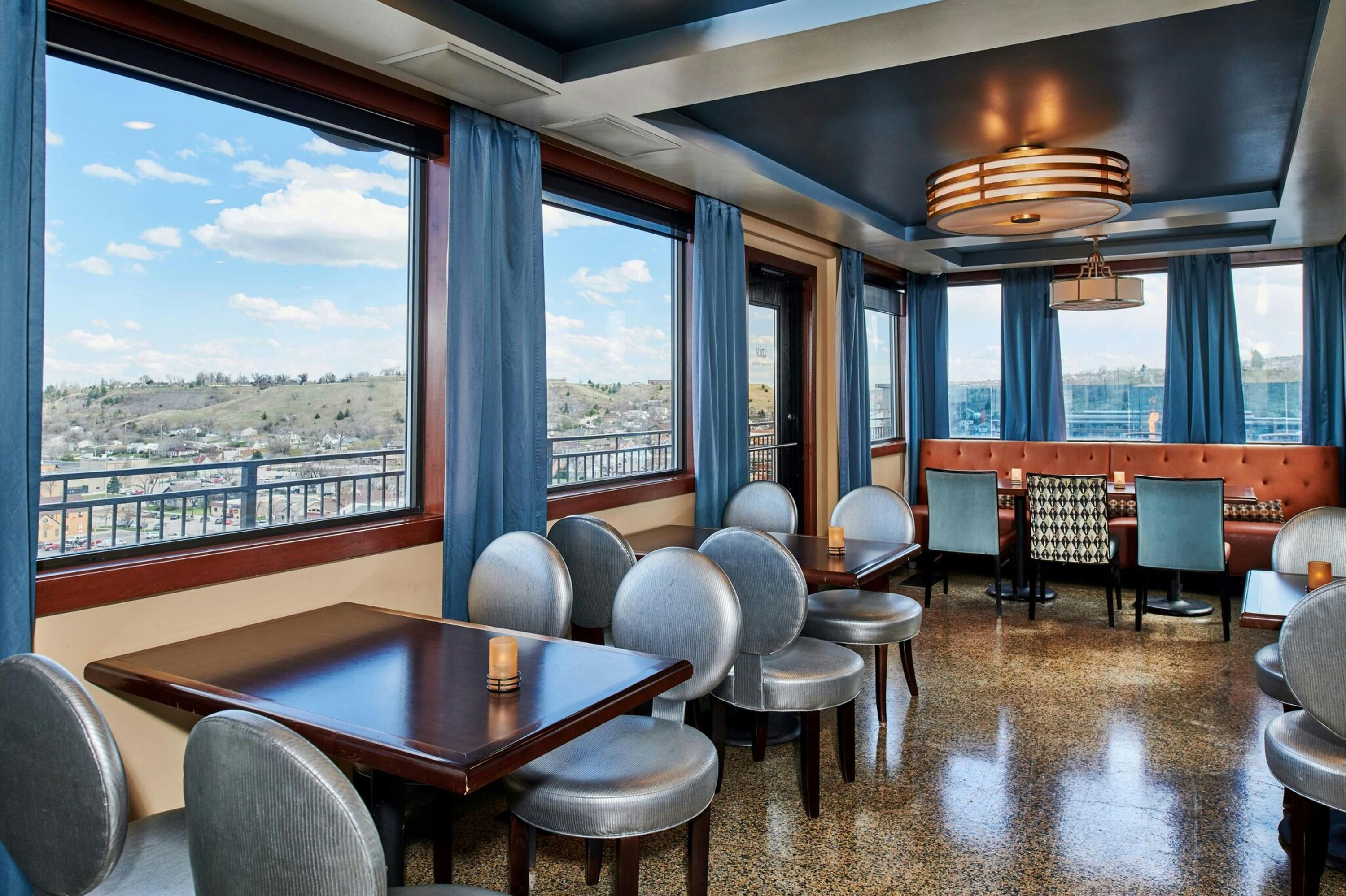 Hotel Alex Johnson Rapid City, Curio Collection by Hilton - Rapid City - Restaurante