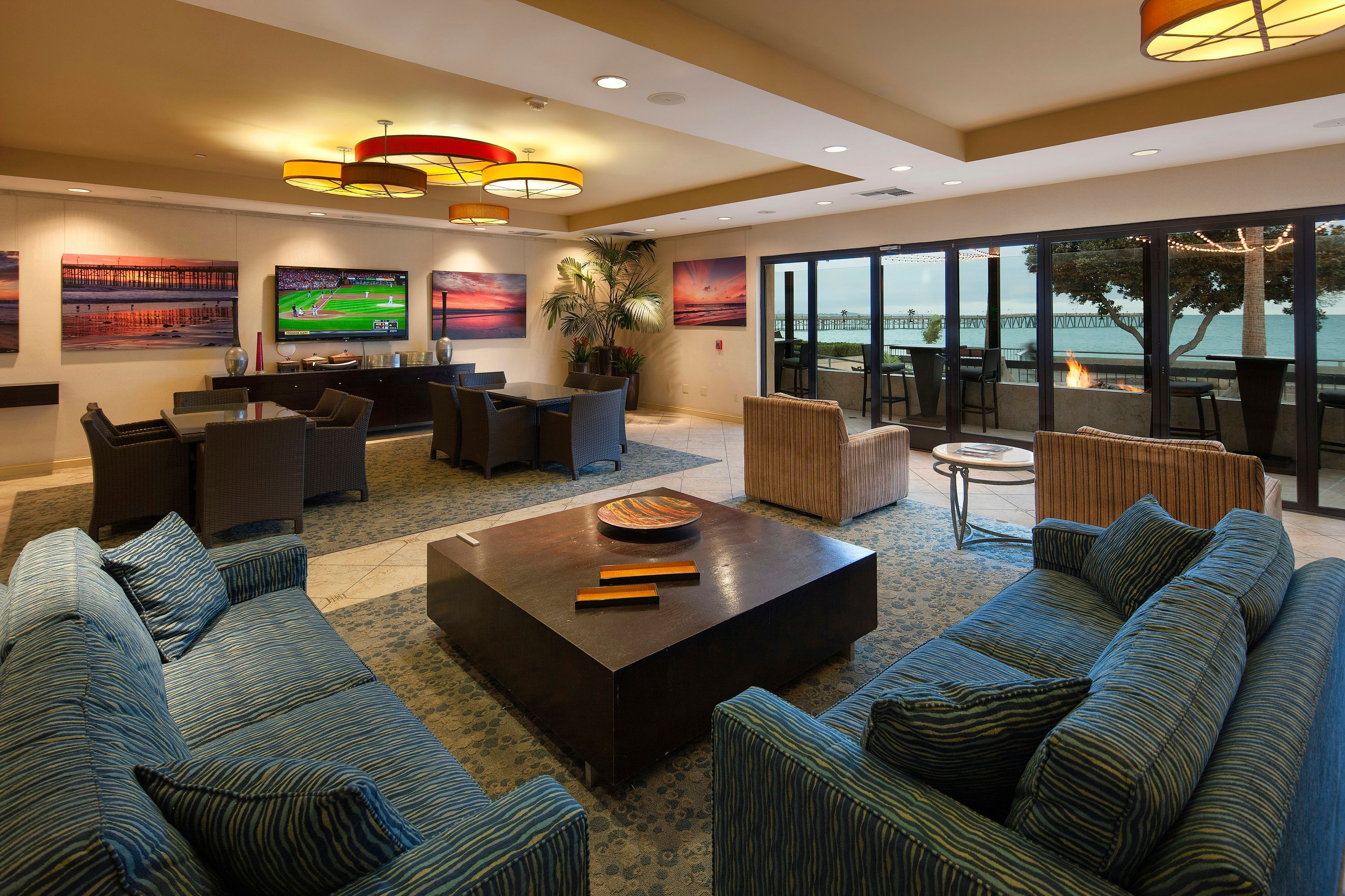 Crowne Plaza Ventura Beach By IHG - נטורה - טרקלין