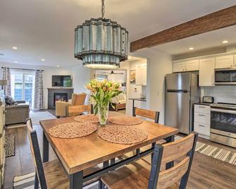 Updated Port Orchard Home, Walk to Waterfront - Port Orchard - Dining room