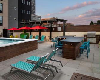 Tru by Hilton Nashville Downtown Convention Center - Nashville - Building