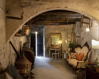 Palazzo Malaspina B&B - San Donato in Poggio - Sala de estar