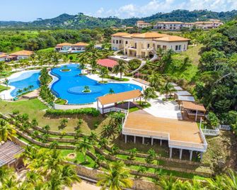 Pristine Bay Beach Home 104 - Crawfish Rock - Pool