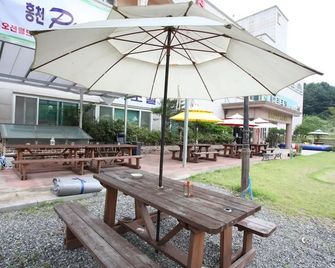 Hongcheon Resotel - Hongcheon - Patio