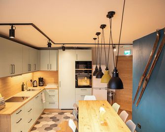 Safestay Kitzbühel Centre - Kitzbühel - Küche