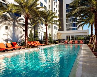 Residence Inn by Marriott Orlando Lake Nona - Orlando - Pool