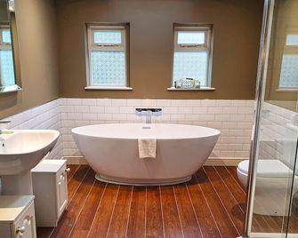 Holmwood House Hotel - York - Bad
