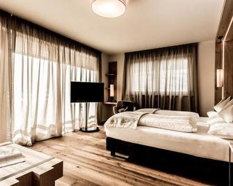 Hotel Pinei - Ortisei - Bedroom