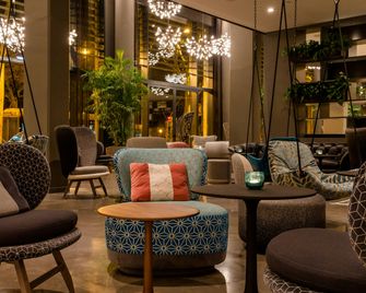 Motel One Barcelona-Ciutadella - Barcelona - Lounge