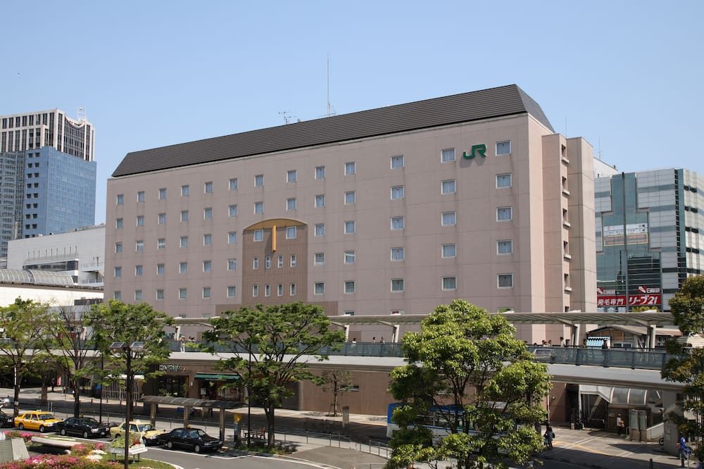 Jr-East Hotel Mets Kawasaki