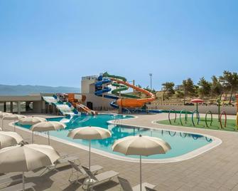 Aminess Style Camping Avalona Pitches - Povljana - Pool