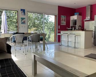 New Wooden House Villa - Le Val - Le Val - Comedor