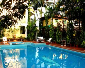 Poonam Village Resort - Anjuna - Pool