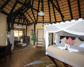 Lapa Lange Game Lodge - Mariental - Спальня