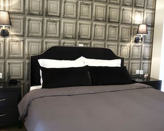 雅典艾迪遜公寓 - 雅典 - 臥室