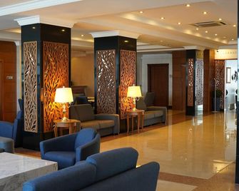 Premier Vista Hotel - Silivri - Recepción