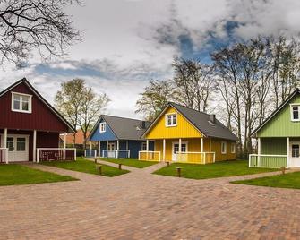 modern family-friendly Sweden house right on the lake - Zetel - Edificio