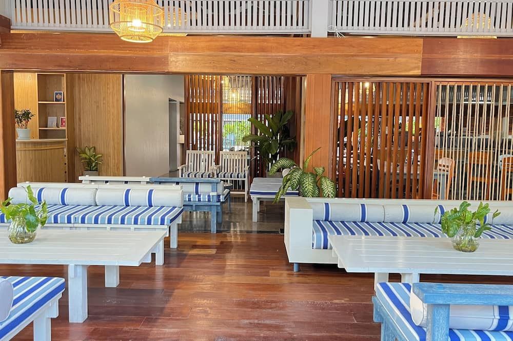 Phuket Island View Hotel (SHA Plus+) - קארון