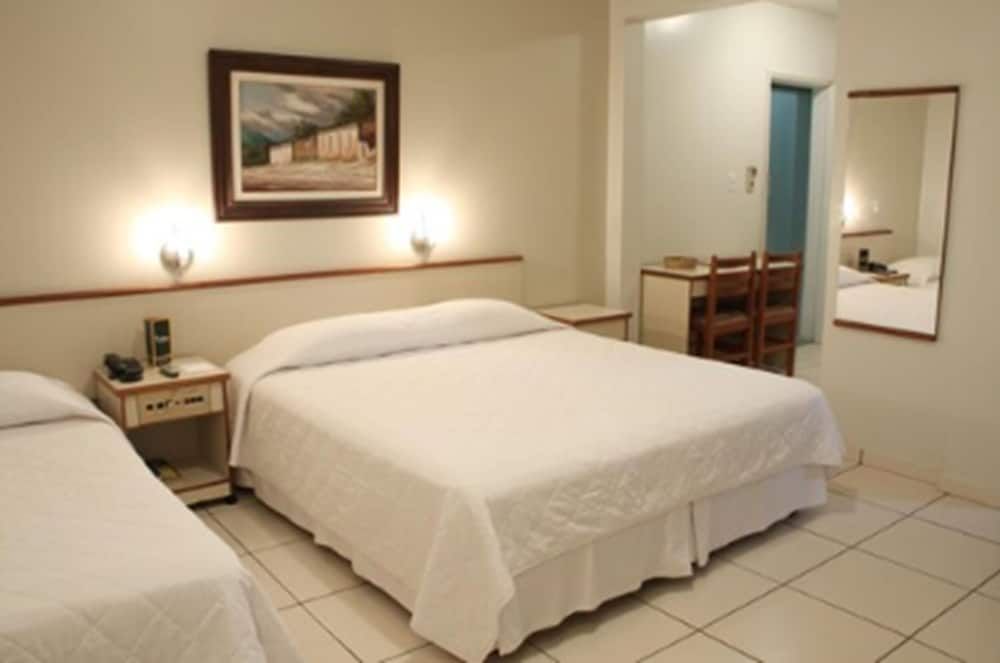 Bravo City Hotel Dourados - דוראדוס - חדר שינה