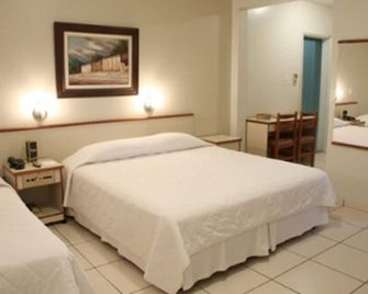 Bravo City Hotel Dourados - דוראדוס - חדר שינה