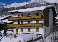 Brunnenhof - Pettneu Am Arlberg - Edificio