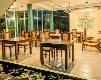 Sigiri Choona Lodge 'unique sunrise viewpoint' - Sigiriya - Restaurant