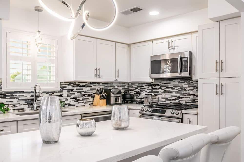 Remodeled 1 Acre Ranch Home in Madera - Madera - Cucina