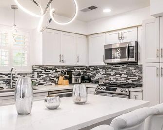 Remodeled 1 Acre Ranch Home in Madera - Madera - Cucina