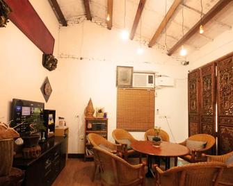 Dabing home in Tainan - Tainan - Comedor