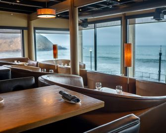 Pacifica Lighthouse Hotel Trademark Collection by Wyndham - Pacifica - Restaurant