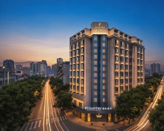 Country Inn & Suite by Radisson, Nanchang Tengwangge Wanshou Palace Subway Station - Nanchang - Building