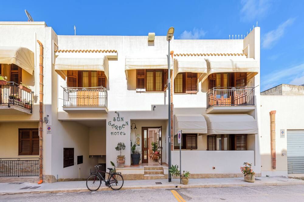 Sun Garden - סן ויטו לו קאפו - בניין