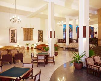 Neptune Beach Resort - Mombasa - Restaurante