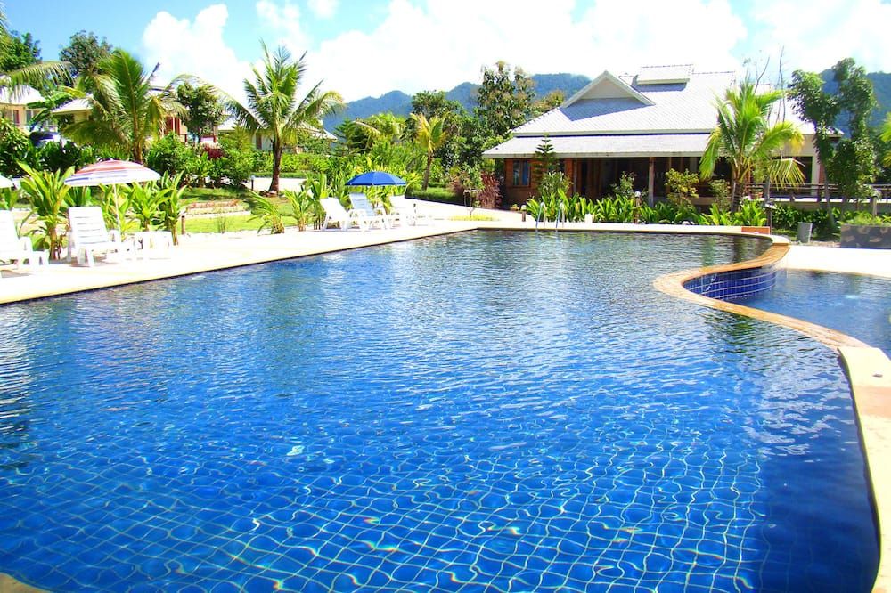 باي إيارا ريزورت