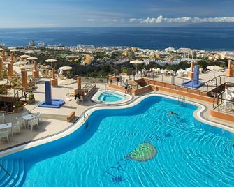 Kn Aparthotel Panorámica - אדייחה - בריכה