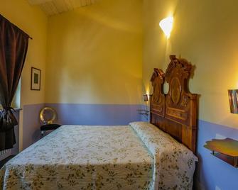 Vigna Dell'Acqua - Santo Stefano Belbo - Bedroom