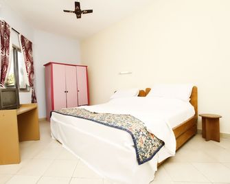 Baobab Holiday Resort - Serrekunda - Bedroom