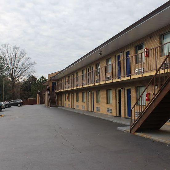 Americas Best Value Inn - Fredericksburg North