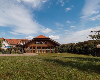Gostisce Irsic - Zabljek - Edificio